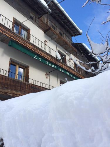Bed & Breakfast Chambre D'h�te La Tour Du Merle