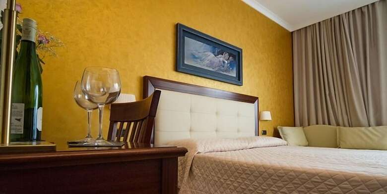 Hotel Flora