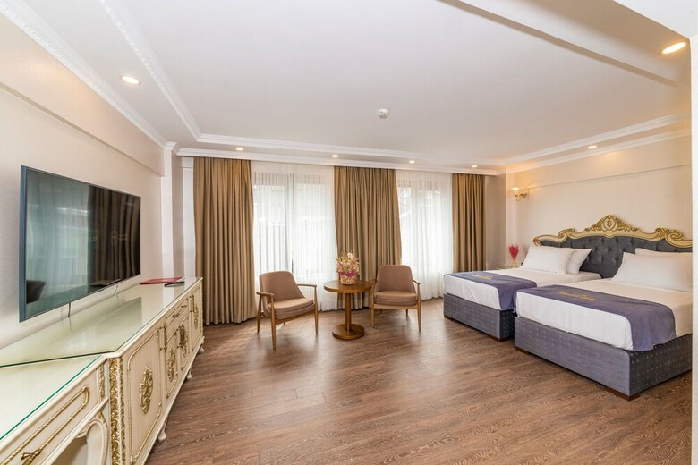 Czn Burak Hotel