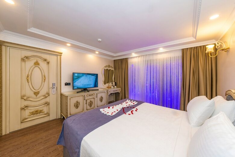 Czn Burak Hotel