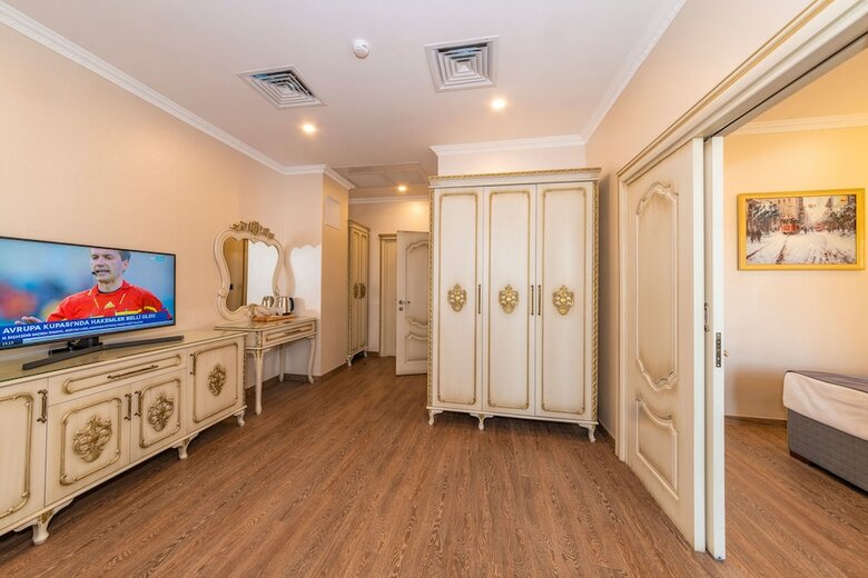 Czn Burak Hotel
