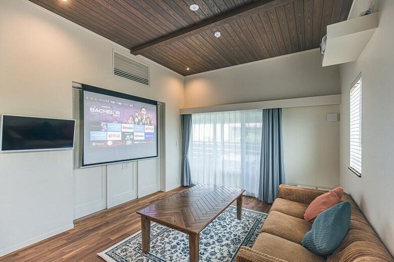 Villa Maeda Beach Hotel