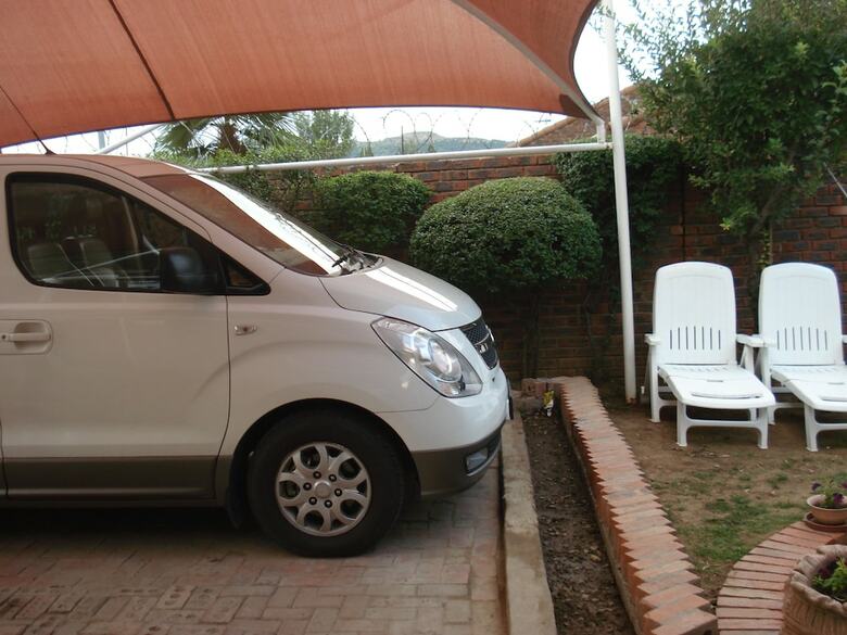 Hotel Lapeng Home Away From Home