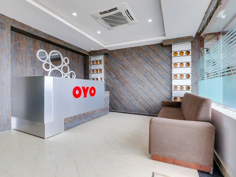 Hotel Oyo 596 Samarth Inn