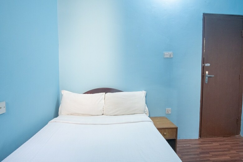Spot On 550 Hotel Gangotri Highway