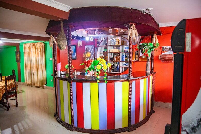Spot On 550 Hotel Gangotri Highway