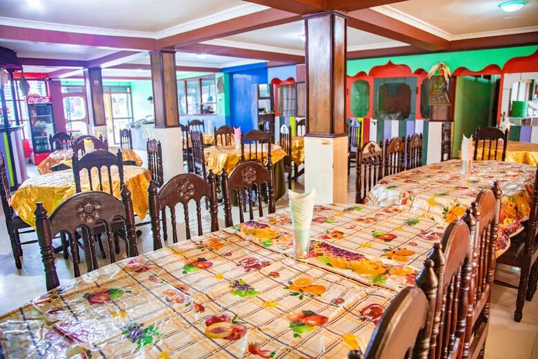 Spot On 550 Hotel Gangotri Highway