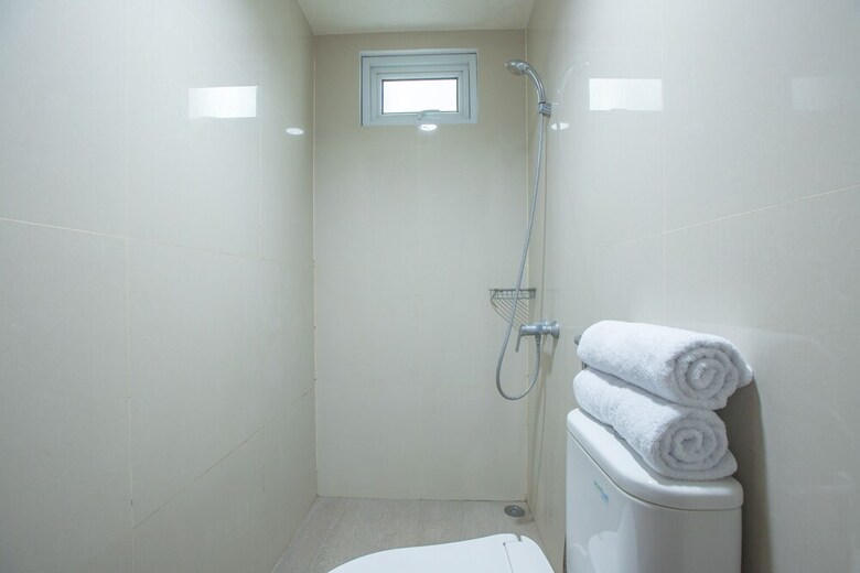 Hostal Oyo 1496 Weleri 07