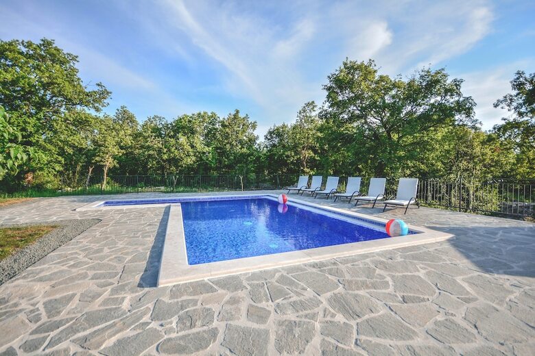 Villa Holiday Home Eda