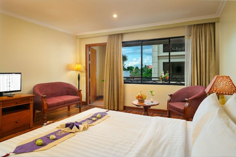 Dragon Royal Angkor Hotel