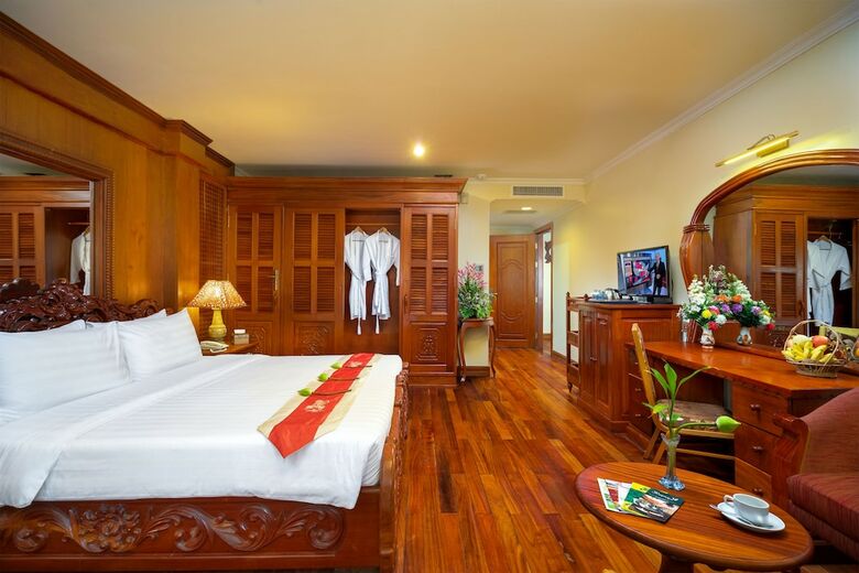 Dragon Royal Angkor Hotel