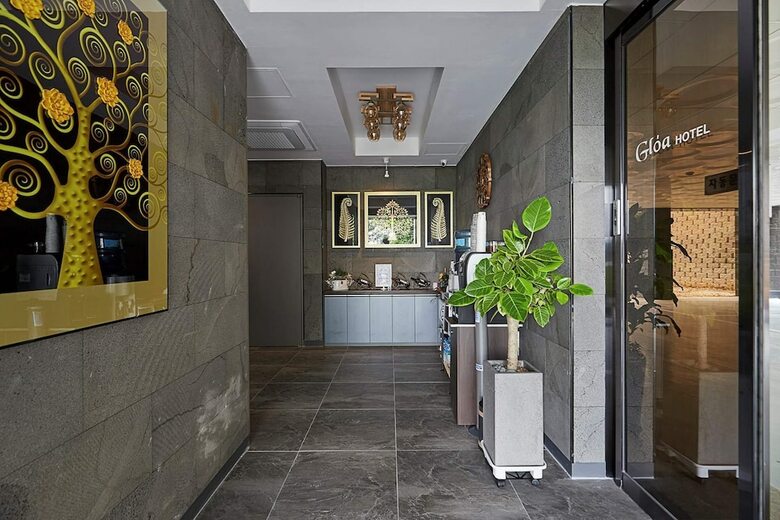 Gloa Hotel