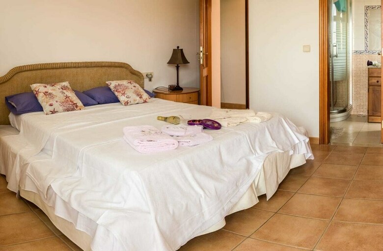 Villa Apple Sorbet By Lovely Property