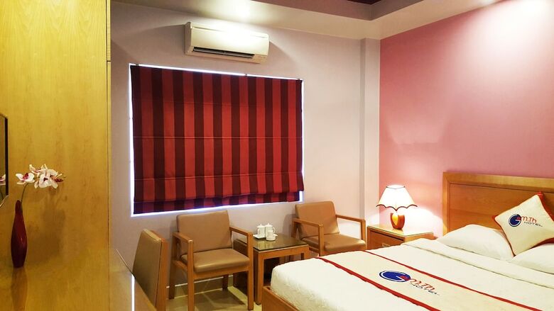 Gem.th Hotel