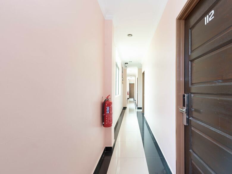 Oyo 89366 Spring Inn Hotel