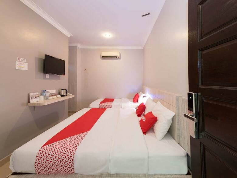 Oyo 89366 Spring Inn Hotel