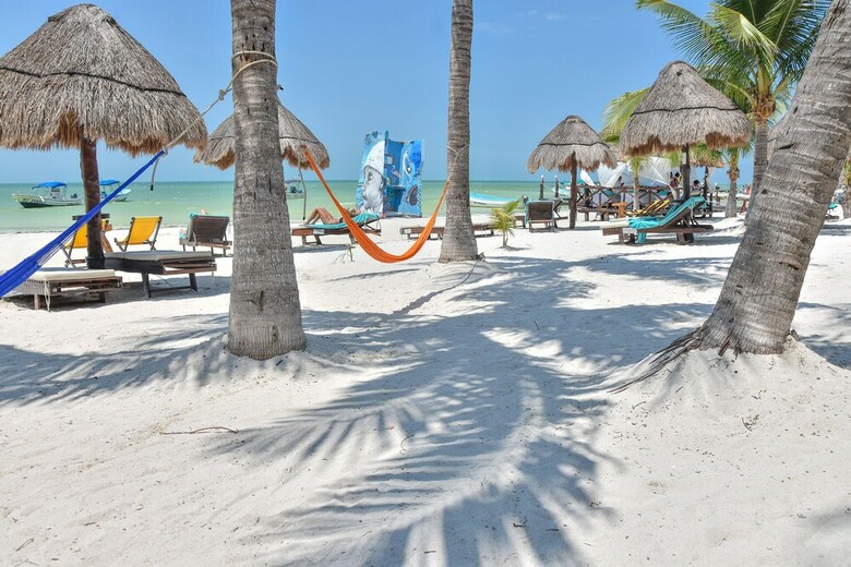 Amait� Beach Hotel