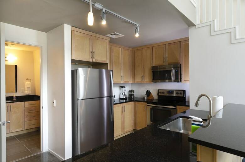 Acklen Luxury Condos By Hosteeva