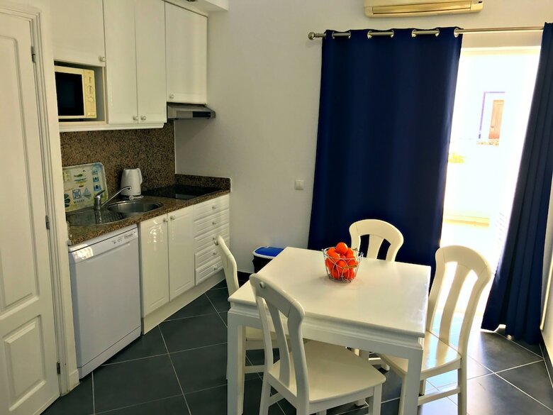 Aparthotel Borda D'agua