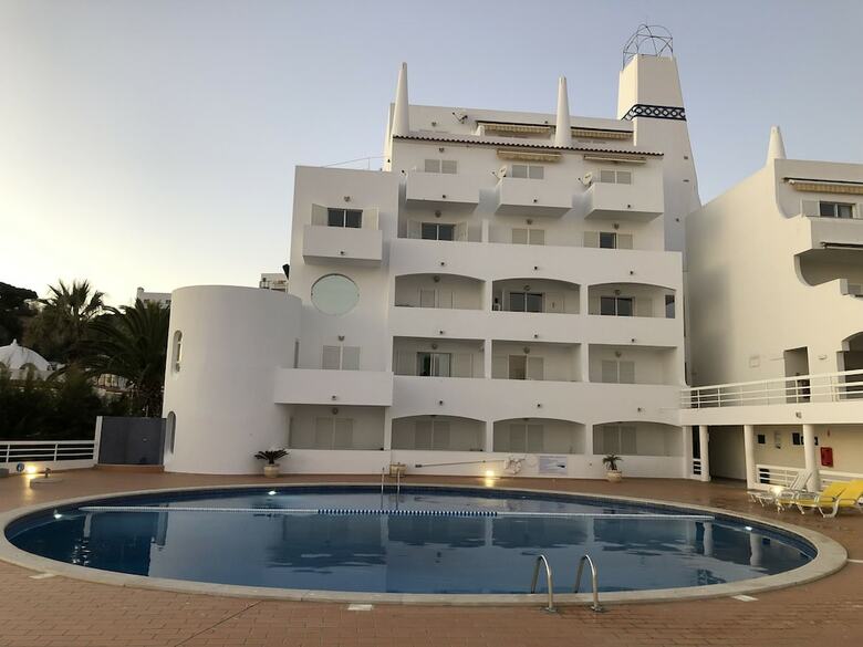 Aparthotel Borda D'agua