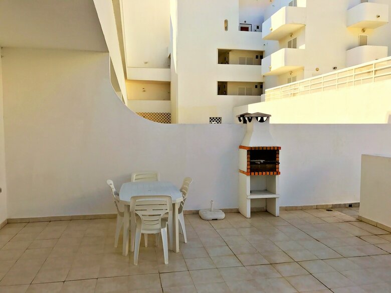 Aparthotel Borda D'agua