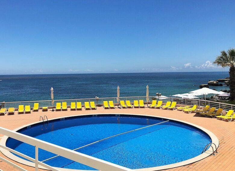 Aparthotel Borda D'agua