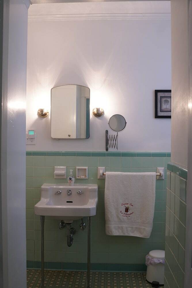 Sweet Tea Bed & Breakfast