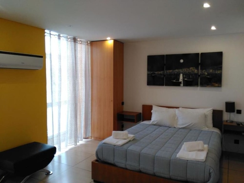 Bed & Breakfast Porto Suites Do Marqu�s
