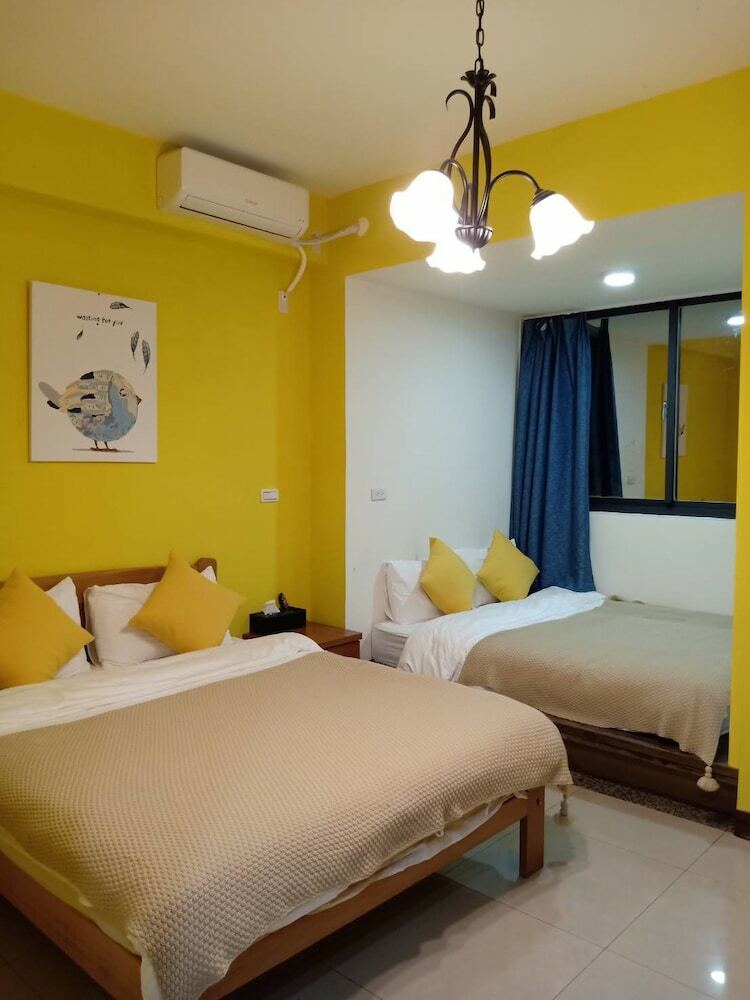 Hotel Second Home