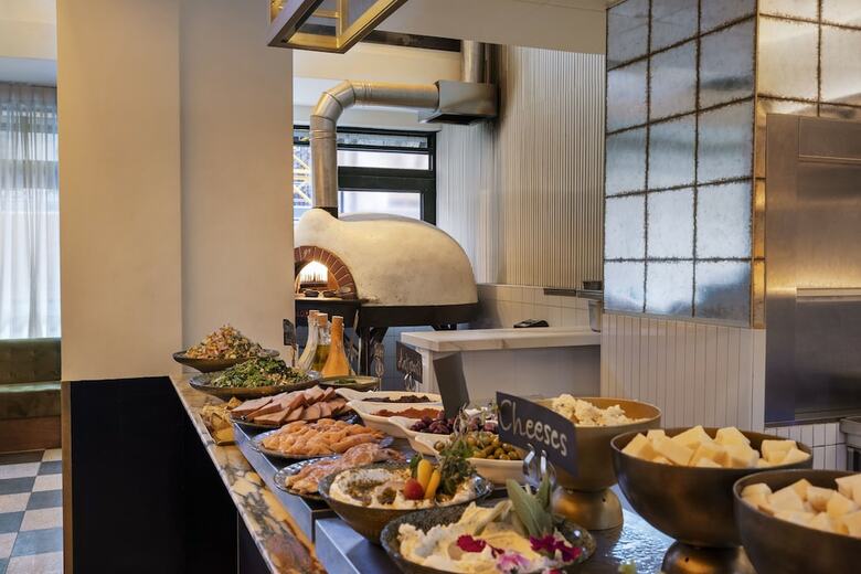 Theodor By Brown Hotels