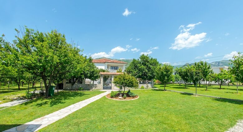 Villa Kings Garden