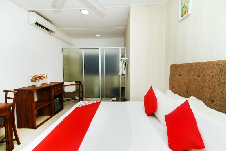 Oyo 282 Ivory Monarch Hotel & Resort