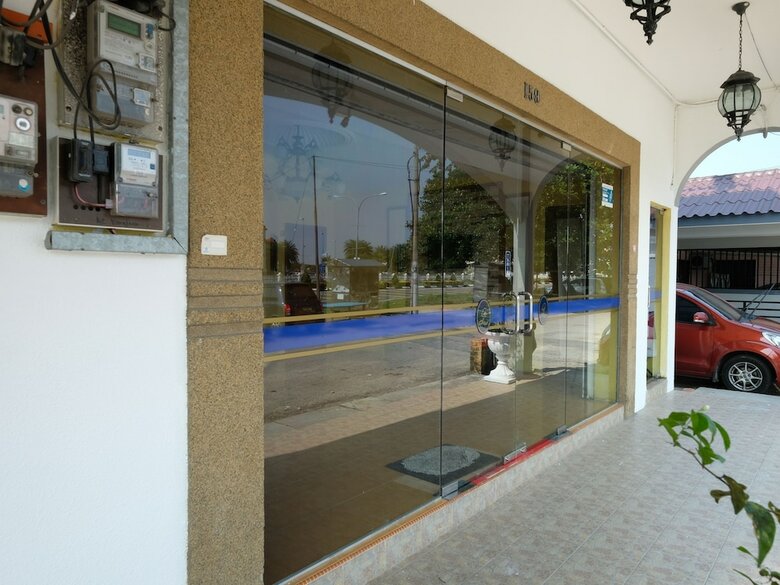 Hotel Oyo 89352 Golden Terminal Lodge