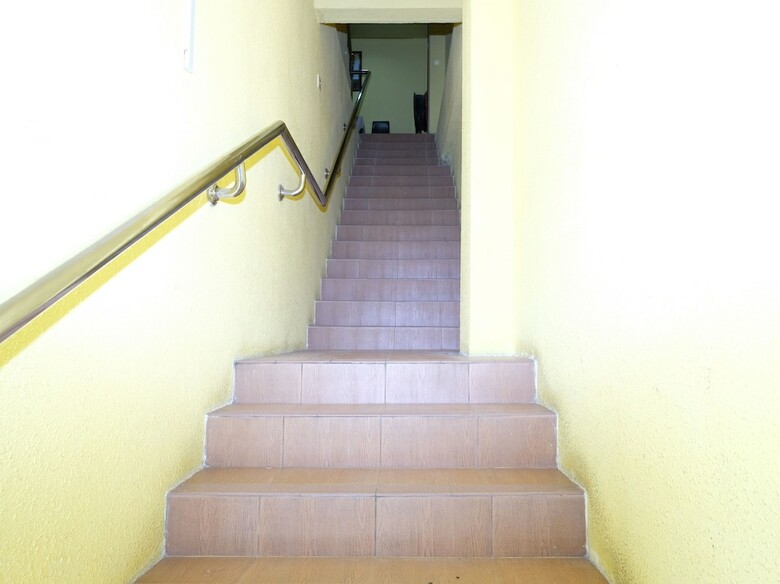 Hotel Oyo 89352 Golden Terminal Lodge