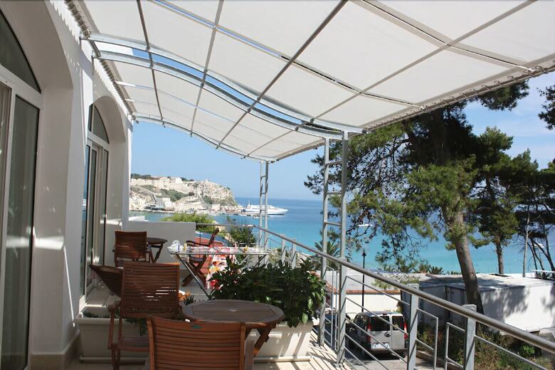Micro Hotel Rossana