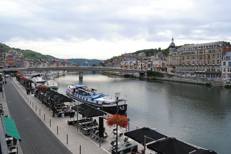 Hotel L'inattendu Sur La Croisette Dinant Centre