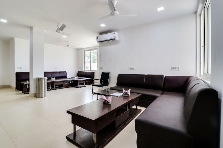 Hotel Capital O 41450 Tiger Den Resort