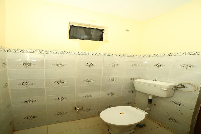 Hotel Oyo 16710 Leelas Guest House