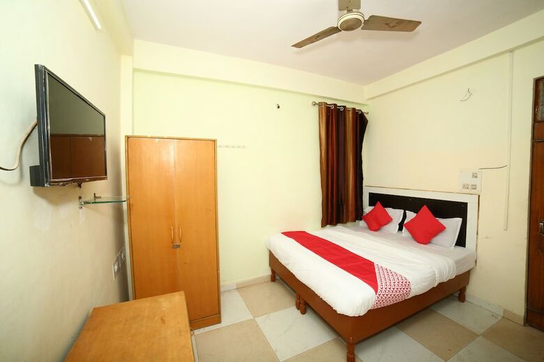 Hotel Oyo 16710 Leelas Guest House