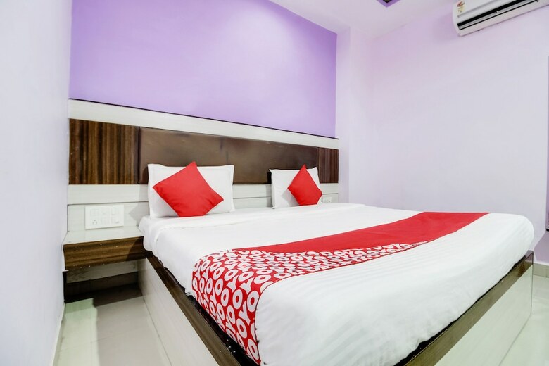 Hotel Oyo 45999 Tulsi Palace