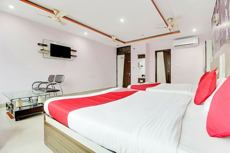 Hotel Oyo 45999 Tulsi Palace