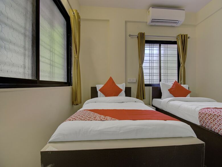 Hotel Oyo 38805 Sai Vyankatesh Residency