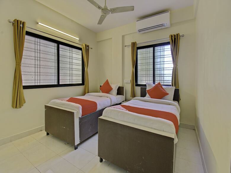 Hotel Oyo 38805 Sai Vyankatesh Residency