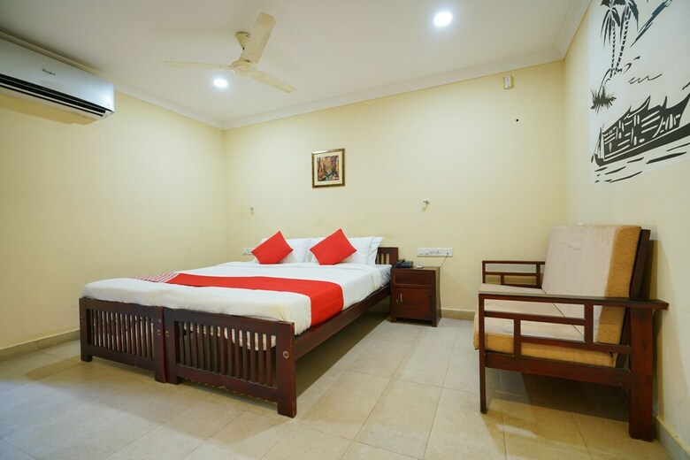 Hotel Oyo 4280 The City Gate Residency