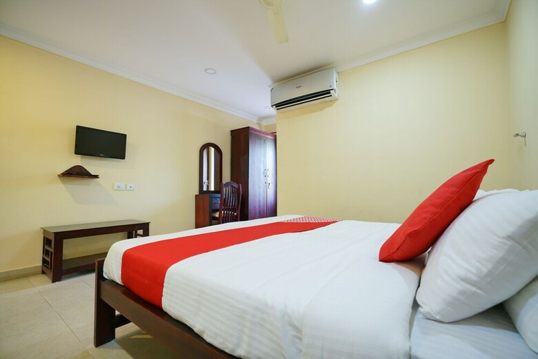Hotel Oyo 4280 The City Gate Residency