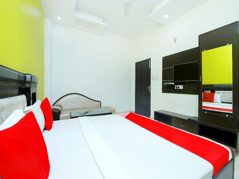 Oyo 44541 Hotel Nanda