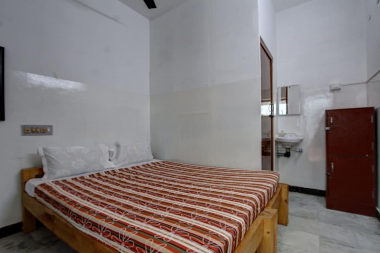 Hotel Spot On 40228 New Modern Homestay