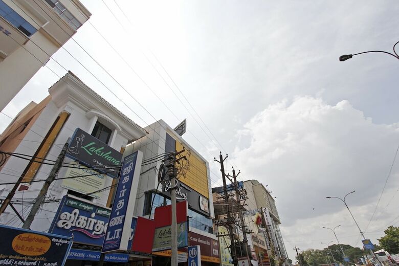 Hotel Spot On 40228 New Modern Homestay