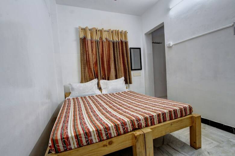 Hotel Spot On 40228 New Modern Homestay