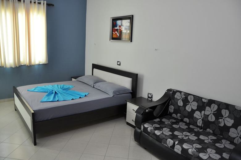 Hotel Dclub Villa Qendra Village
